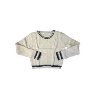 Copper Key Girl’s White Fuzzy Sweater w/Navy Blue Trim – Small
